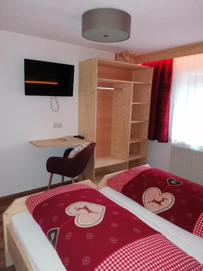 Zachhof Apartment Ellbogen ภายนอก รูปภาพ
