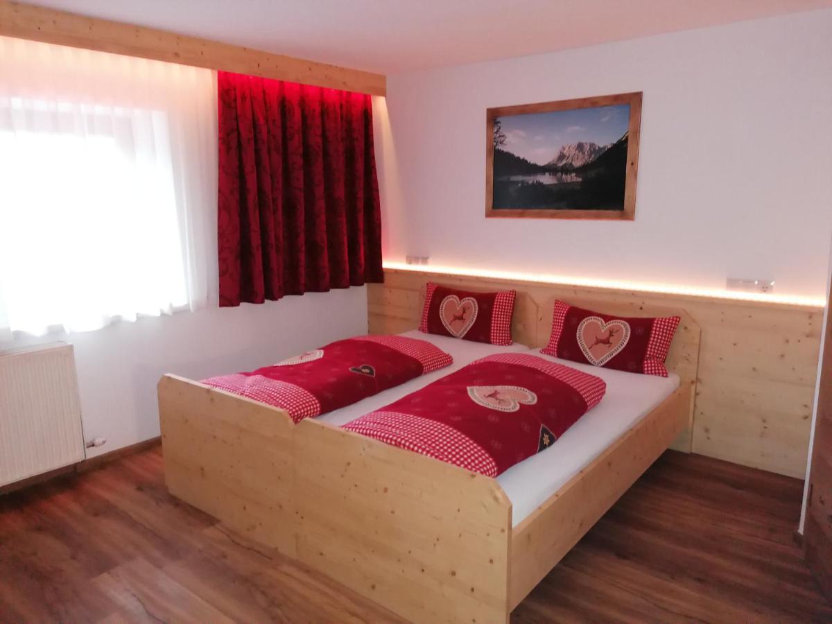 Zachhof Apartment Ellbogen ภายนอก รูปภาพ