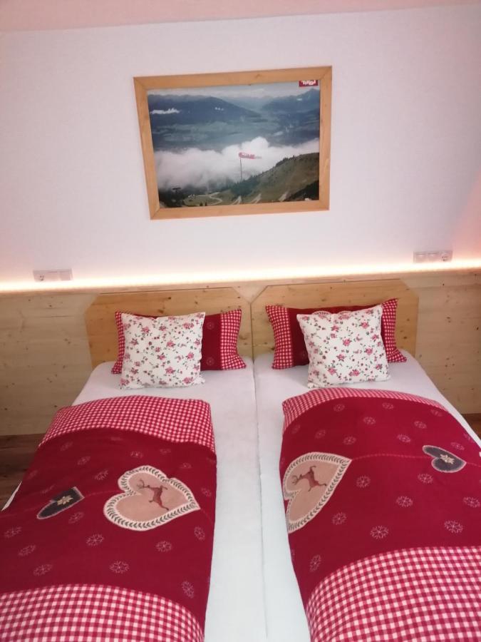 Zachhof Apartment Ellbogen ภายนอก รูปภาพ